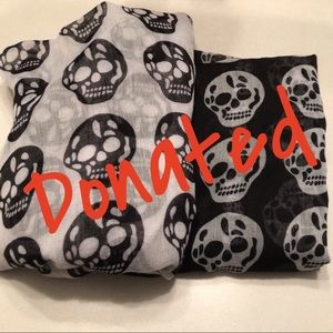 💀 Set of Two Skull Scarves 💀